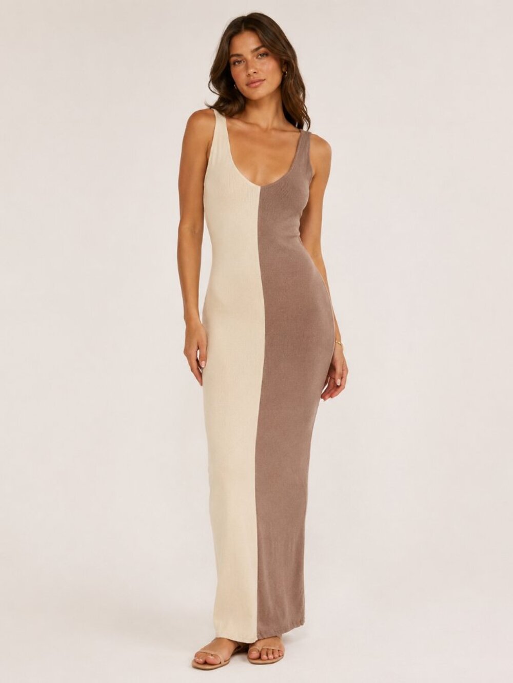 Sleeveless Two-Tone Cream and Taupe Ribbed V Neck Bodycon Knit Maxi Dress Sz S